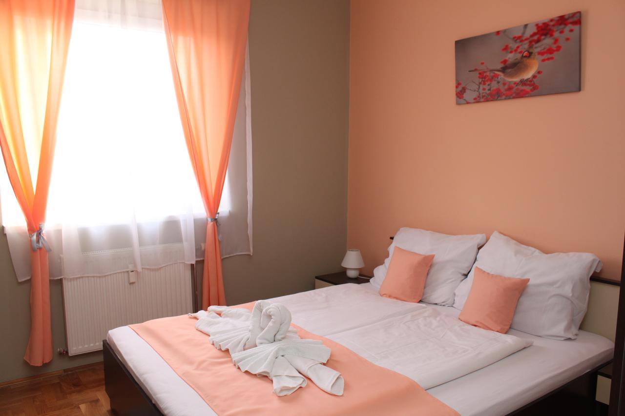 سوبوتيتْسا Sun Apartments المظهر الخارجي الصورة